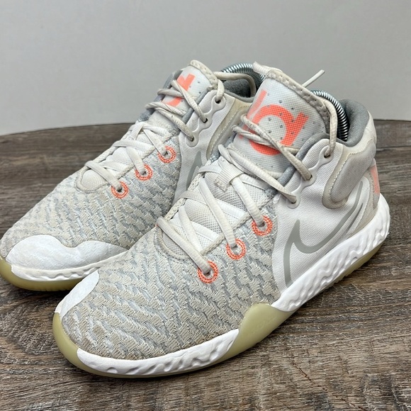 Nike KD Trey 5 VIII White Total Orange CT1425-102 Size 6Y - Picture 2 of 10